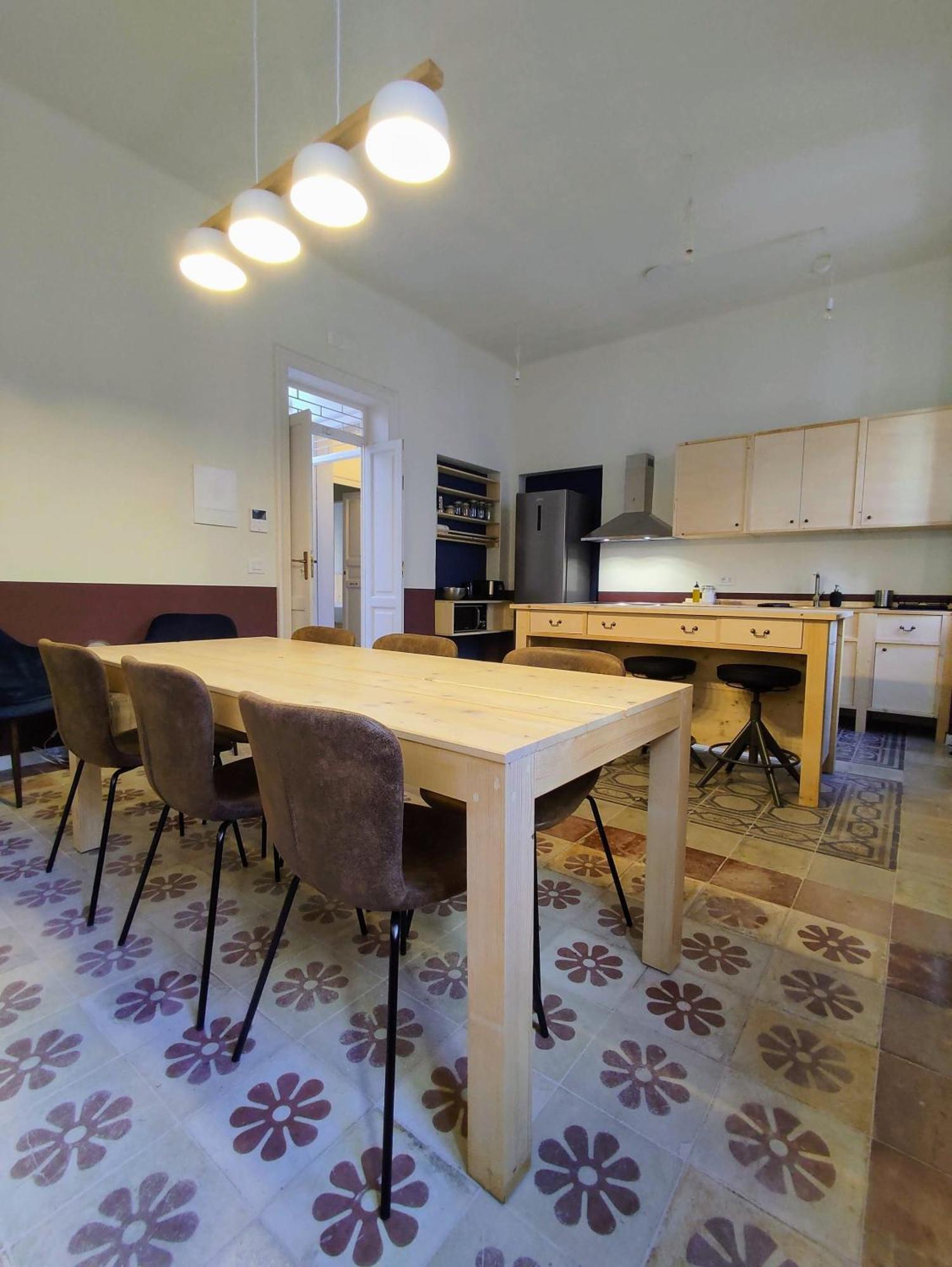 Lostabile Guesthouse & Coworking Μπάρι Εξωτερικό φωτογραφία